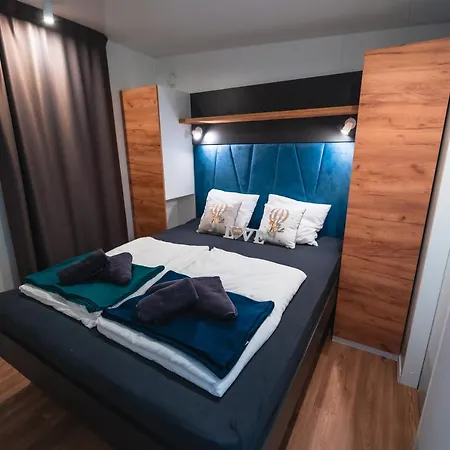 Mobile Homes Sea Princess Campsite