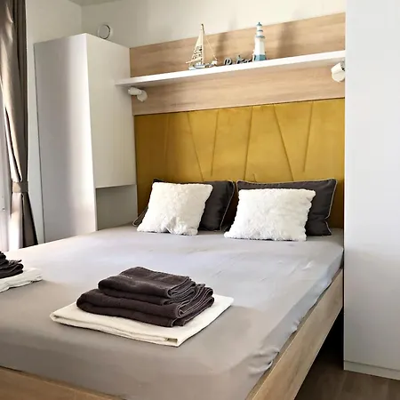 Mobile Homes Sea Princess Campsite Biograd Na Moru