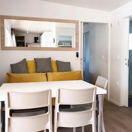 Kamp alanı Mobile Homes Sea Princess Biograd Na Moru